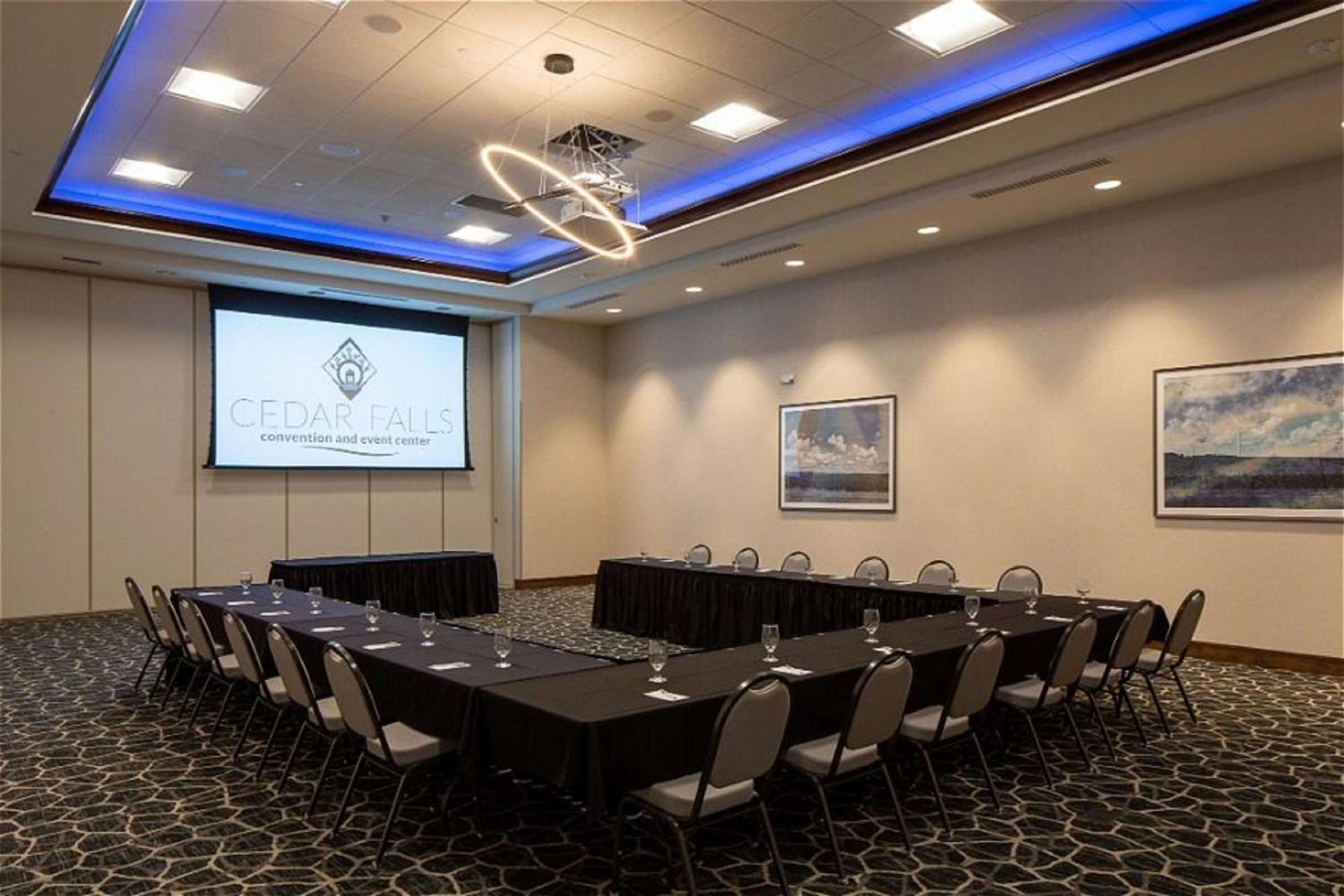 Hilton Garden Inn Cedar Falls Conference Center Luaran gambar