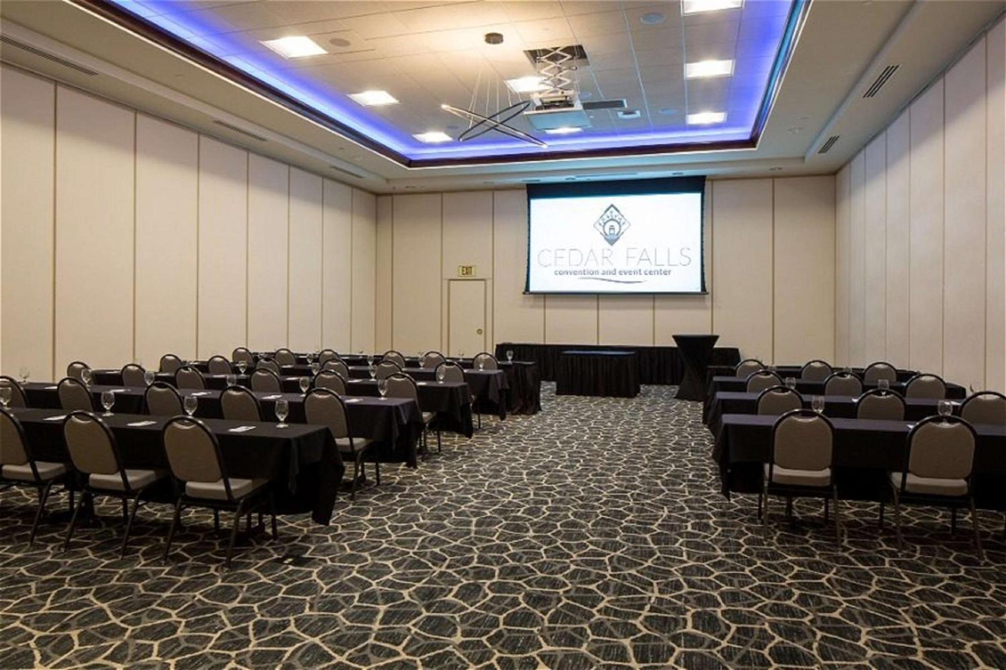 Hilton Garden Inn Cedar Falls Conference Center Luaran gambar
