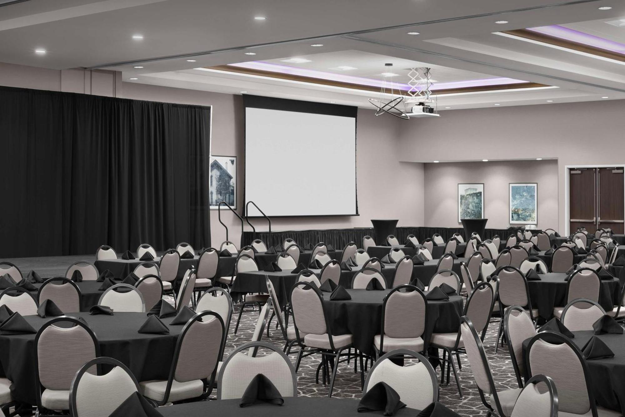 Hilton Garden Inn Cedar Falls Conference Center Luaran gambar